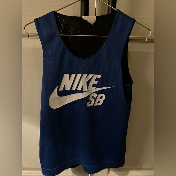 NIKE REVERSIBLE BASKETBALL JERSEY UNISEX FOR KIDS ROYAL BLUE OR BLACK SMALL - Picture 6 of 13